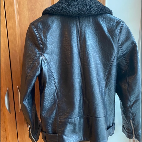 H & M Oversized Biker Jacket With Faux Fur Collar - Picture 3 of 7